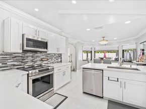 11611 SW 9th Ct, Pembroke Pines FL 33025