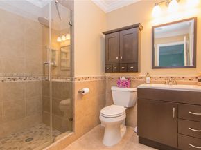 1091 SW 156th Ave, Pembroke Pines FL 33027