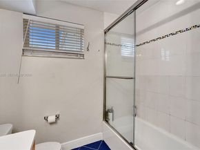 3671 N 47th Ave, Hollywood FL 33021