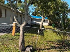 1913 SW Gardenia Rd, Fort Lauderdale FL 33317