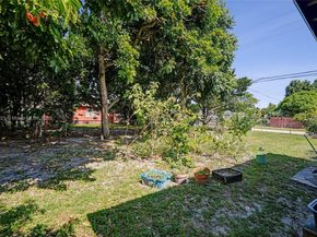 301 NW 190th St, Miami Gardens FL 33169