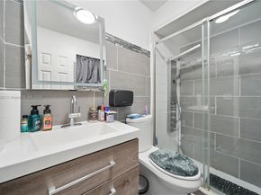 11641 NW 42nd St, Sunrise FL 33323