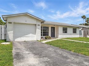 11641 NW 42nd St, Sunrise FL 33323