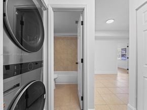 720 Cypress Ln F9, Deerfield Beach FL 33064