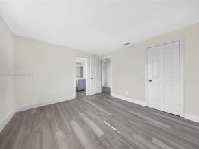 2520 NW 2nd Dr, Pompano Beach FL 33064