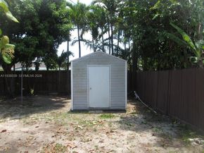 9900 SW 164th Ter, Miami FL 33157