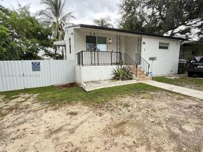 707 SW 8th Ave, Hallandale Beach FL 33009