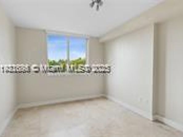 2775 NE 187th St 312, Aventura FL 33180