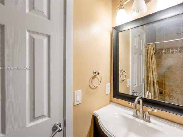 3024 S Oakland Forest Dr 3101, Oakland Park FL 33309