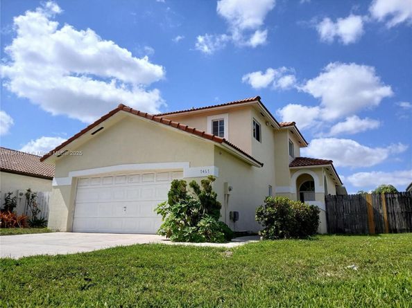 7467 NW 169th Ln, Hialeah FL 33015