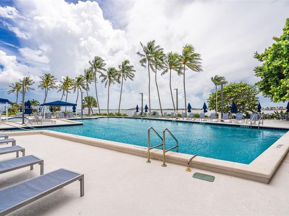 2333 Brickell Ave PH208, Miami FL 33129