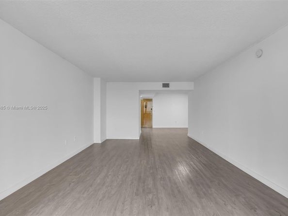 2333 Brickell Ave PH208, Miami FL 33129