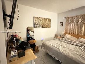 1531 NW 26th Ave, Miami FL 33125