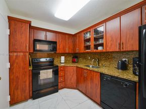1980 S Ocean Dr 7A, Hallandale Beach FL 33009