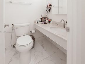 1980 S Ocean Dr 7A, Hallandale Beach FL 33009