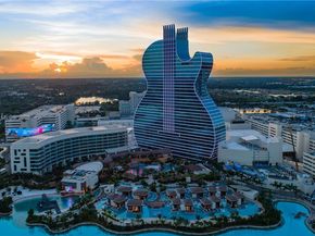 1401 S Ocean Dr PH2, Hollywood FL 33019