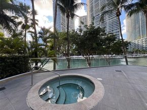 901 Brickell Key Blvd 3607, Miami FL 33131