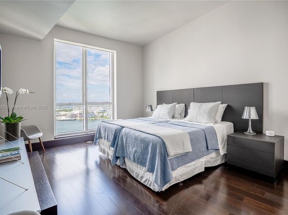 901 Brickell Key Blvd 3607, Miami FL 33131