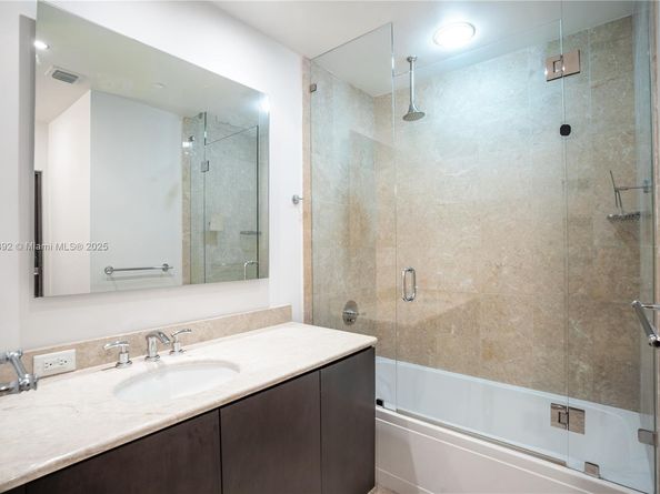 901 Brickell Key Blvd 3607, Miami FL 33131