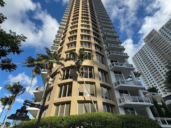 901 Brickell Key Blvd 3607, Miami FL 33131