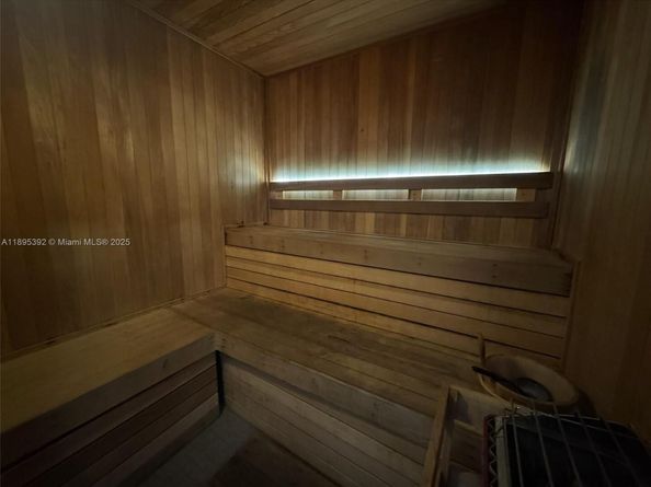 901 Brickell Key Blvd 3607, Miami FL 33131