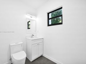 18750 SW 117th Ave, Miami FL 33177