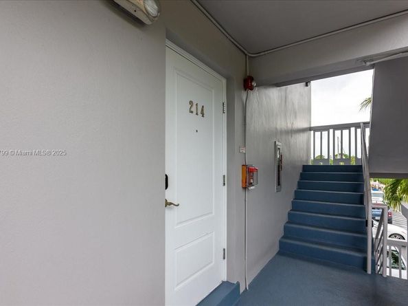 1200 SW 12th St 214, Fort Lauderdale FL 33315