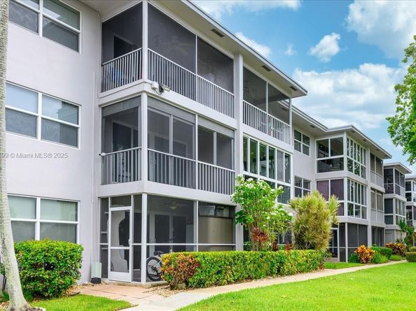 1200 SW 12th St 214, Fort Lauderdale FL 33315