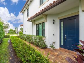 11778 SW 13th Ln, Pembroke Pines FL 33025