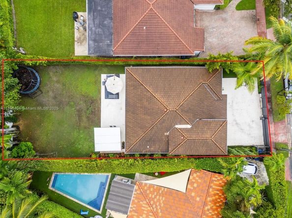 6235 Alton Rd, Miami Beach FL 33140