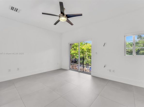 2924 Bridgeport Ave, Miami FL 33133