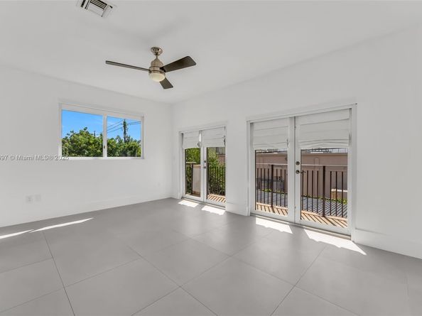 2924 Bridgeport Ave, Miami FL 33133