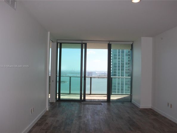 650 NE 32nd St 3703, Miami FL 33137