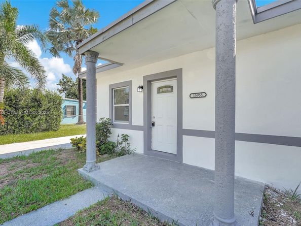 15955 NW 21st Ave, Miami Gardens FL 33054