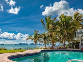 1750 Bay Dr, Miami Beach FL 33141