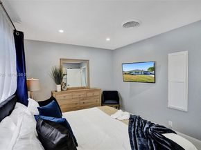 477 SE 17th Ter, Deerfield Beach FL 33441