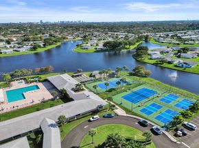5287 Tiffany Anne Cir, West Palm Beach FL 33417