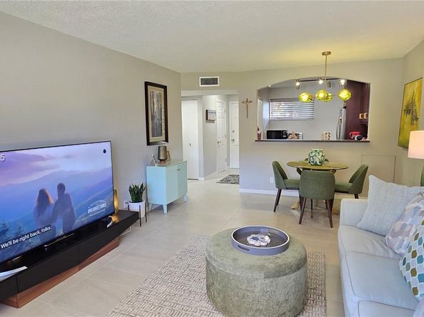 2616 N Garden Dr N 106, Lake Worth FL 33461