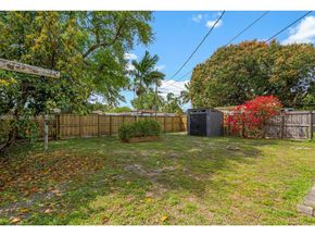 1482 NE 175th St, North Miami Beach FL 33162