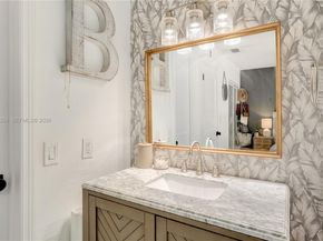 3214 W Trade Ave III5, Miami FL 33133