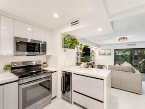 3214 W Trade Ave III5, Miami FL 33133