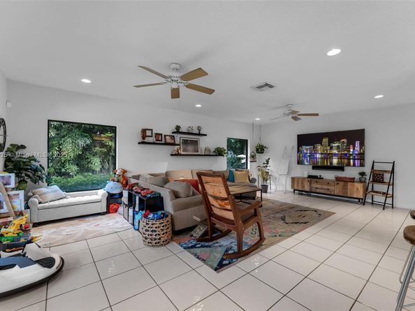 12019 SW 77th Ter, Miami FL 33183