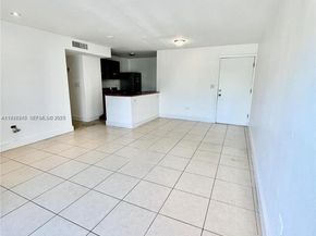 7250 SW 94th Pl B6, Miami FL 33173