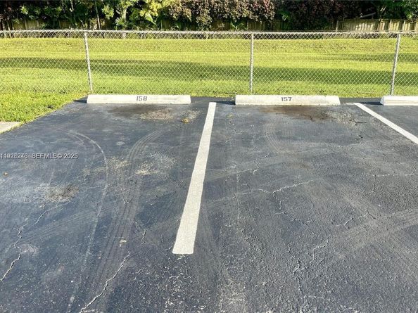 7250 SW 94th Pl B6, Miami FL 33173