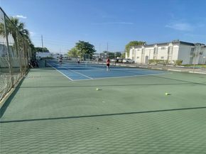 7250 SW 94th Pl B6, Miami FL 33173