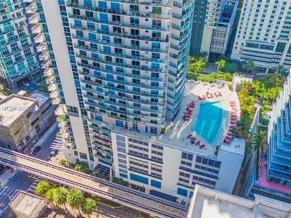 1100 S Miami Ave 2007, Miami FL 33130