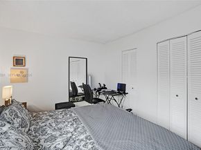 401 Golden Isles Dr 302, Hallandale Beach FL 33009