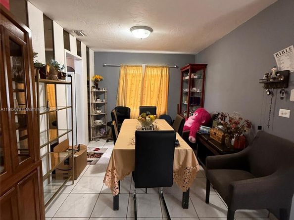 20730 NE Miami Ct, Miami Gardens FL 33179