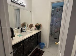 20730 NE Miami Ct, Miami Gardens FL 33179