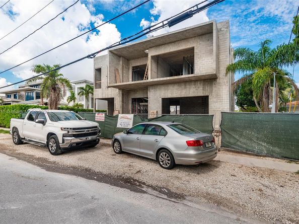 13080 N Bayshore Dr, North Miami FL 33181